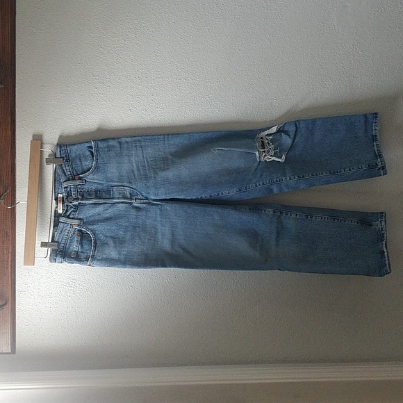 Levi's Ribcage Jeans - Picture 2 of 9
